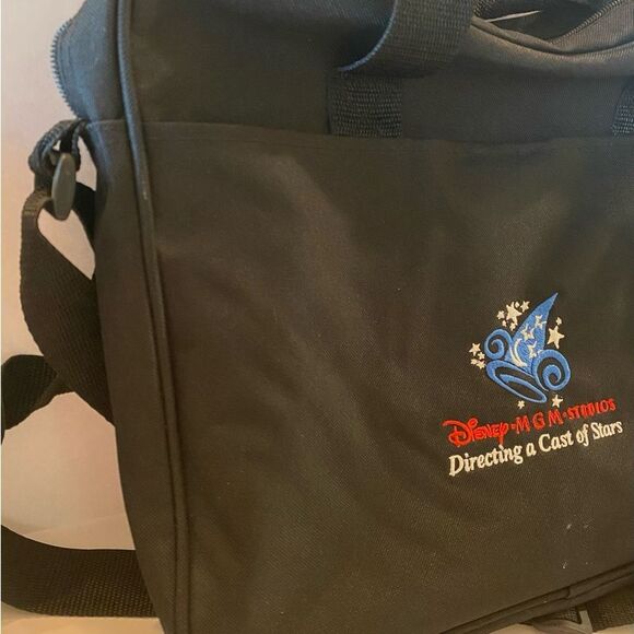 Disney Cast Member Leeds Bag - Picture 3 of 7